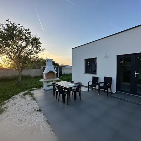 House In Nature Urban Medulin * Pula