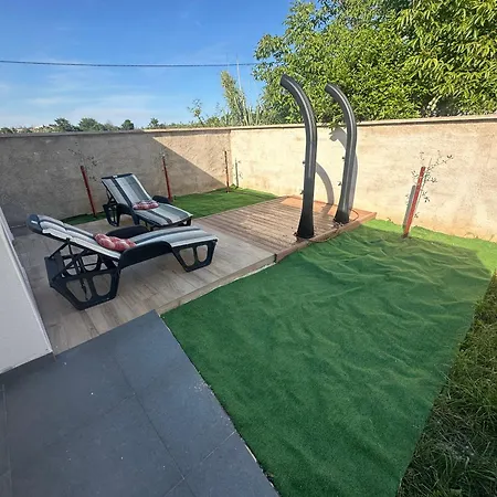 Dom wakacyjny House In Nature Urban Medulin